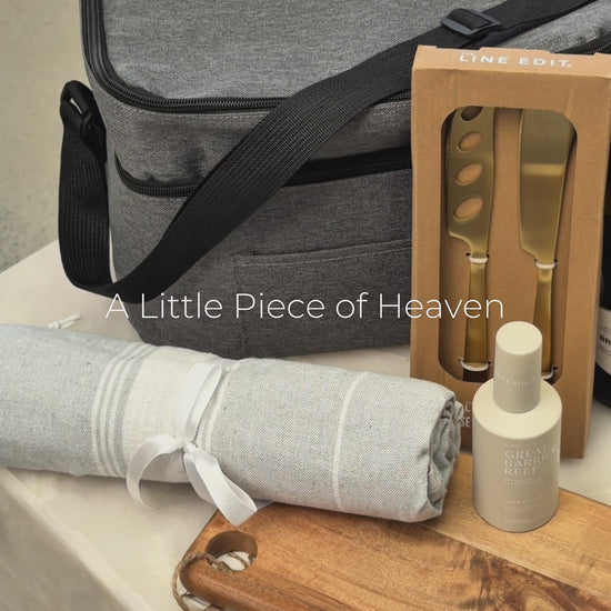 A Little Piece of Heaven luxury gift hamper product video – Chandon, cooler bag, Maine Beach and Turkish towel