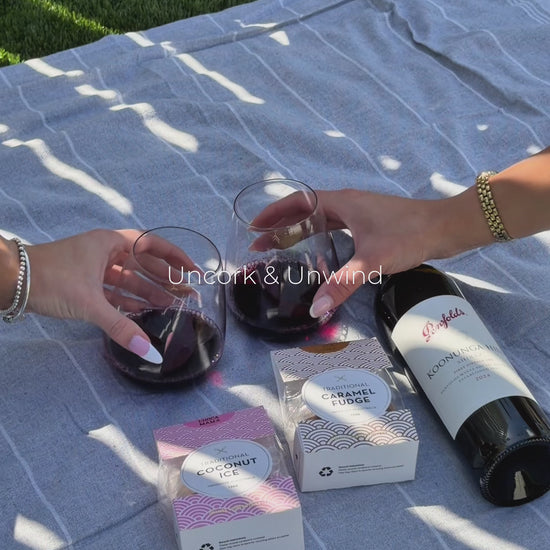 Uncork & Unwind housewarming wine gift hamper video – red wine set with cooler bag, Krosno glasses and sweet treats