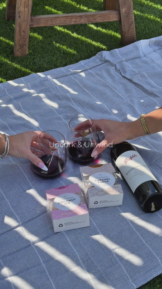 Uncork & Unwind housewarming wine gift hamper video – red wine set with cooler bag, Krosno glasses and sweet treats